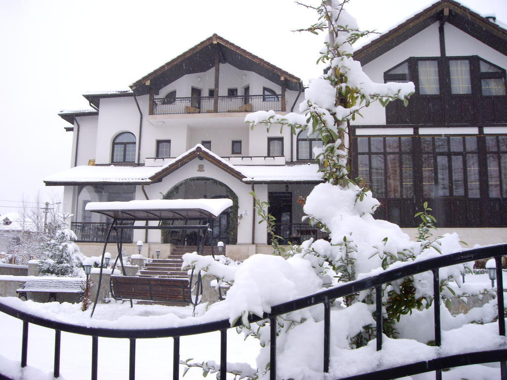 Casa Domneasca Hotel Curtea de Argeş Exterior foto